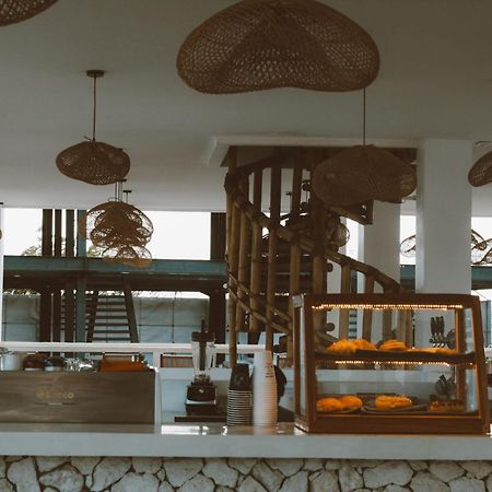 Kala Surf Camp Hotel Uluwatu  Exterior photo
