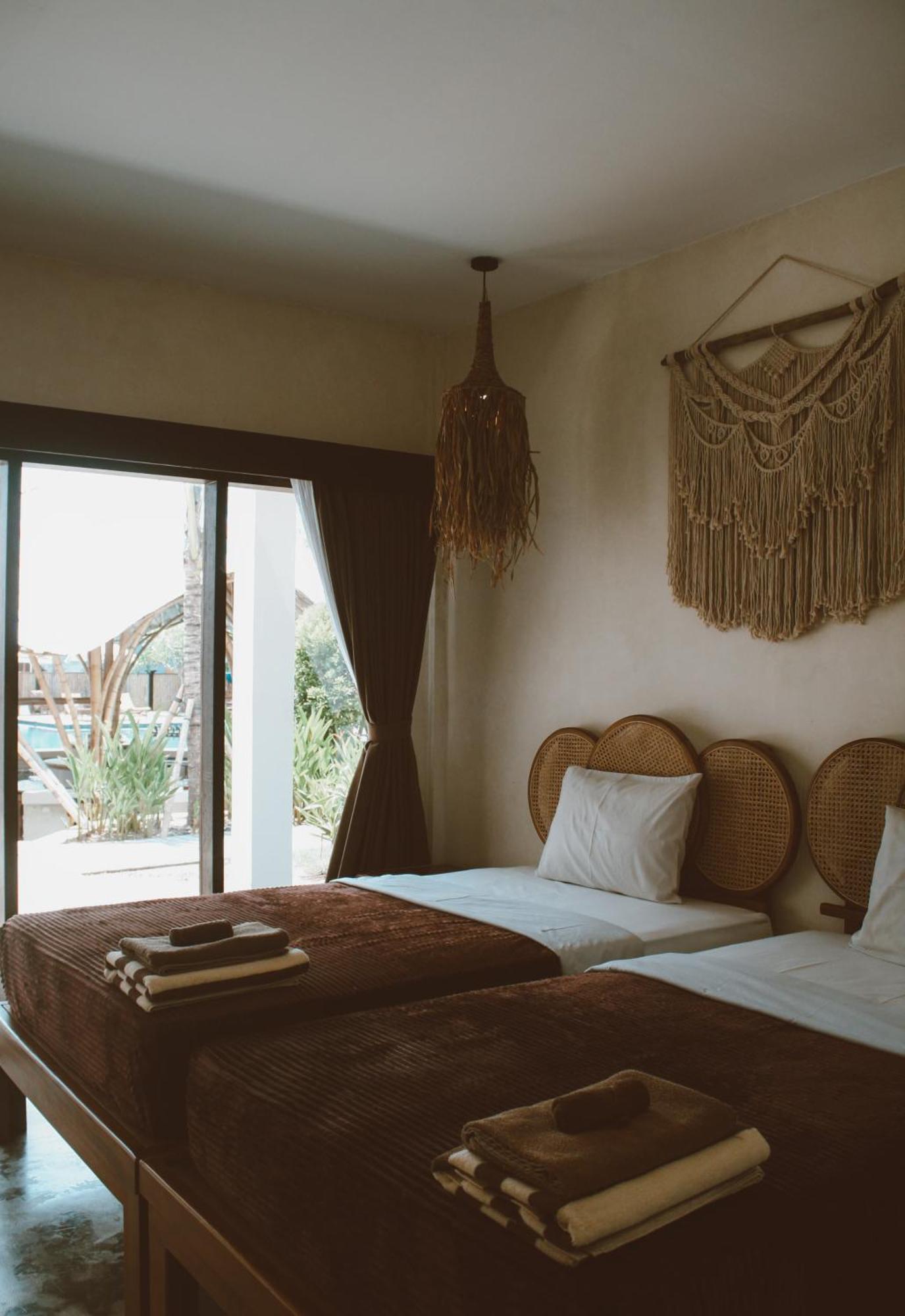 Kala Surf Camp Hotel Uluwatu  Exterior photo